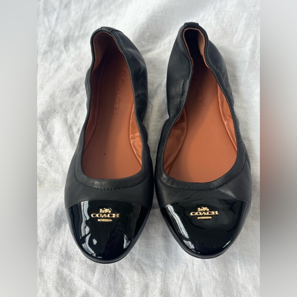 NWOT Coach Bonnie Black Leather Ballet Flats with Logo Detail - Picture 1 of 3